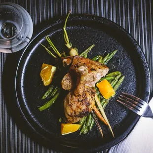 Nutrient | French style duck quarters in orange sauce.