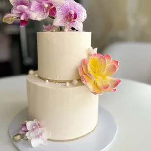Vegan custom cake
