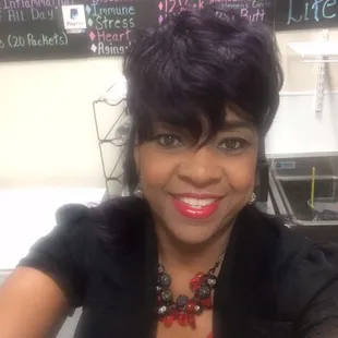 New Hair Do Thanks to Tiki Suite 127