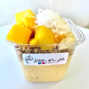 Protein  Mango Bowl
22 gr Protein 
Low Carbs 
Organic Fruits 
Organic Granola
Flaxseed 

#nutritionpuravida