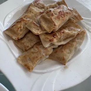 Roll Pot Stickers