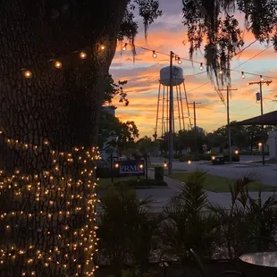 Another pic of the sunset from the restaurant.