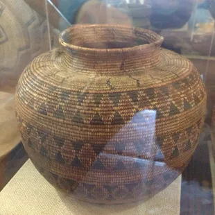 One of the oldest basket known from the area. Very intricate!
