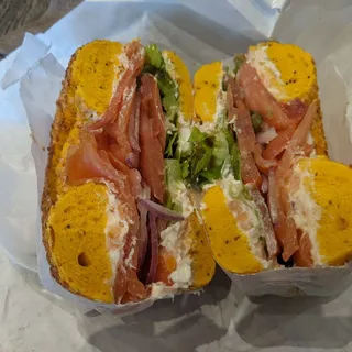 Bagel W/ Fresh Lox Deluxe