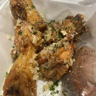 Garlic parm wings