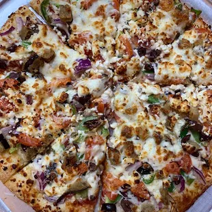 Medium Greek Pizza