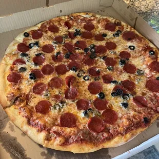 &quot;20&quot; pepperoni and black olive.