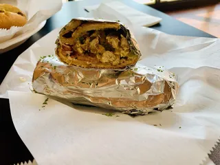 Khan's Halal Food Gyro& Chicken
