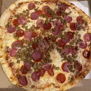 18" Meat Lovers Pizza 18" Large