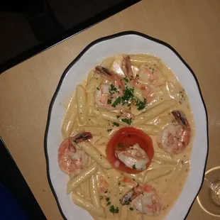Pene Ala vodka with shrimp!!