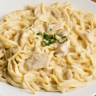 Fettuccine Alfredo with chicken