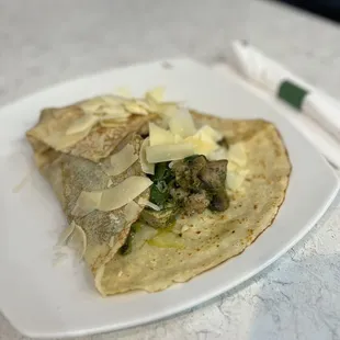 Chicken Pesto Crepe