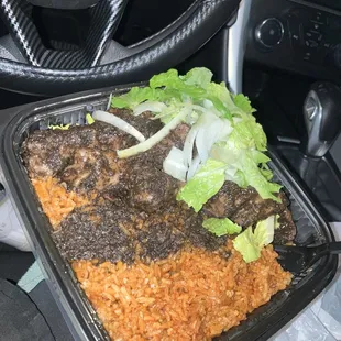 Jerk Chicken (3 pieces chicken, lettuce / onions,  and jollof rice).