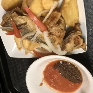 Fried Yams w/ Fish or Tsofi