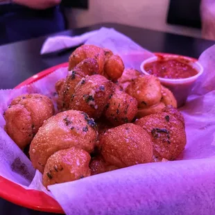 Famous Garlic Knots