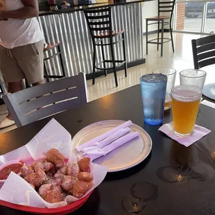 The garlic knots were so good