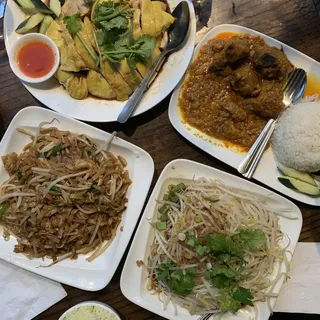 9. Ipoh Bean Sprouts