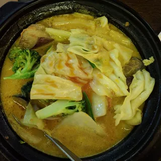 1. Curry Mixed Vegetables in a Clay Pot