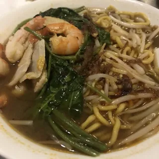 1. Prawn Mee Soup
