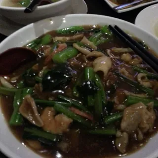 6. Cantonese Chow Fun