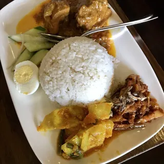 1. Nasi Lemak
