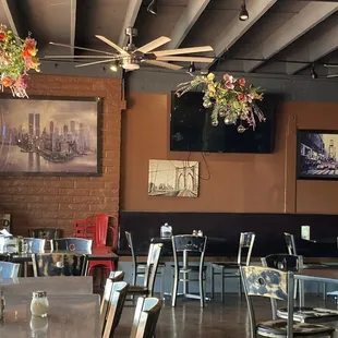 Interior with NY images