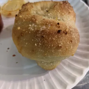 Garlic knot