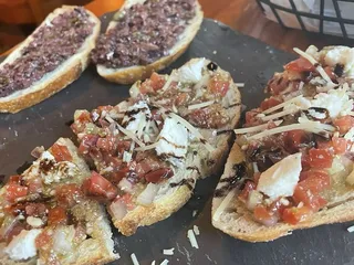 The Full Monty Restaurant and Lounge