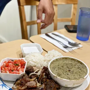 Smoke meat &amp; squid luau