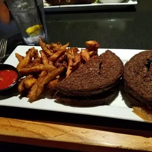 Short rib sammie with eggplant fries