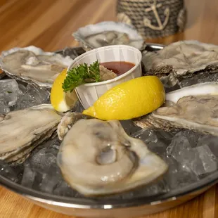 a plate of oysters