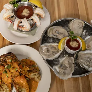 shellfish, mussels, oysters, oysters and mussels, food