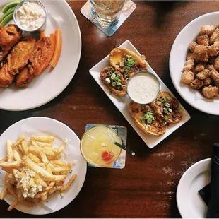 poultry, chicken wings and fried chicken, bbq wings, fried chicken, food, chicken wings, fried chicken wings, chicken, bbq chicken