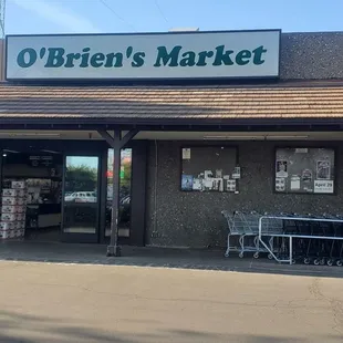 O'Brien's Market in Roseburg Square