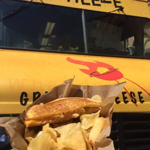 Mac n cheese grilled cheese