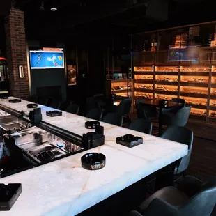 O Cigar Bar - View