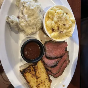 Tri Tip plate with Mac &amp; cheese and mashed potatoes