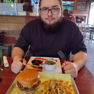Black & Blue Burger
