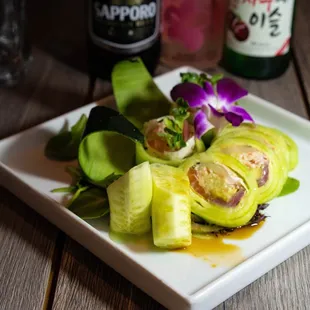 [Cucumber Special Roll] Tuna, Salmon, Gobo, Smelt Egg, Radish Sprout wrapped with Cucumber Wasabi Mayo Sauce
