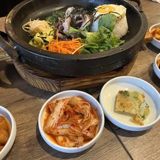Bulnak Dolsot Bibimbop