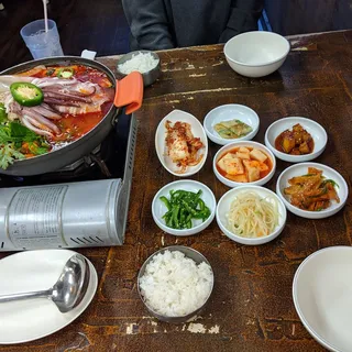 Seafood Nakji Bokeum
