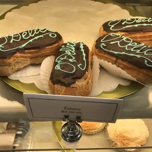 O&apos;Delice eclairs are amazing!