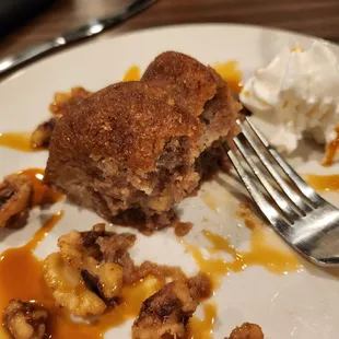 Couldn&apos;t resist homemade apple caramel cake ...
