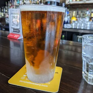 drink, oysters and mussels