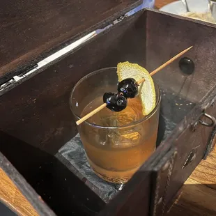 Great steaks and amazing drinks!