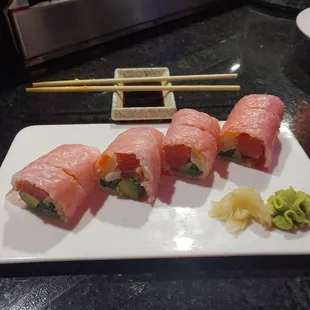Pink Lady roll