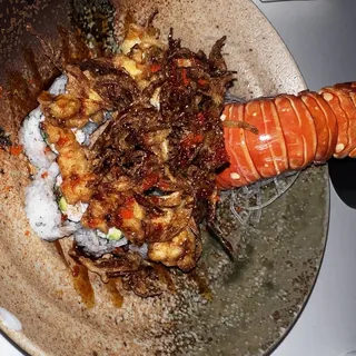 Crispy Lobster Roll w/Crispy Onion