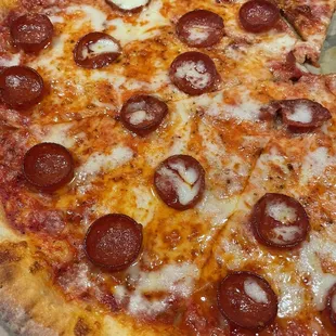 Pepperoni pizza