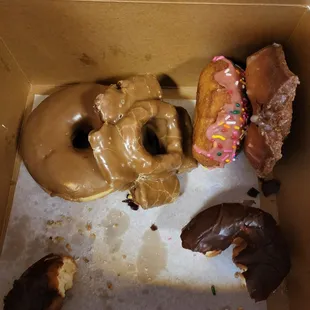 My coworkers like their donuts 07/26/22