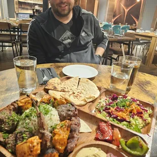 Mixed grill platter.